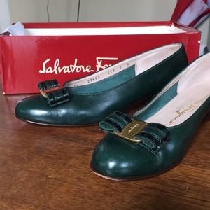 Classic Salvatore Ferragamo pumps